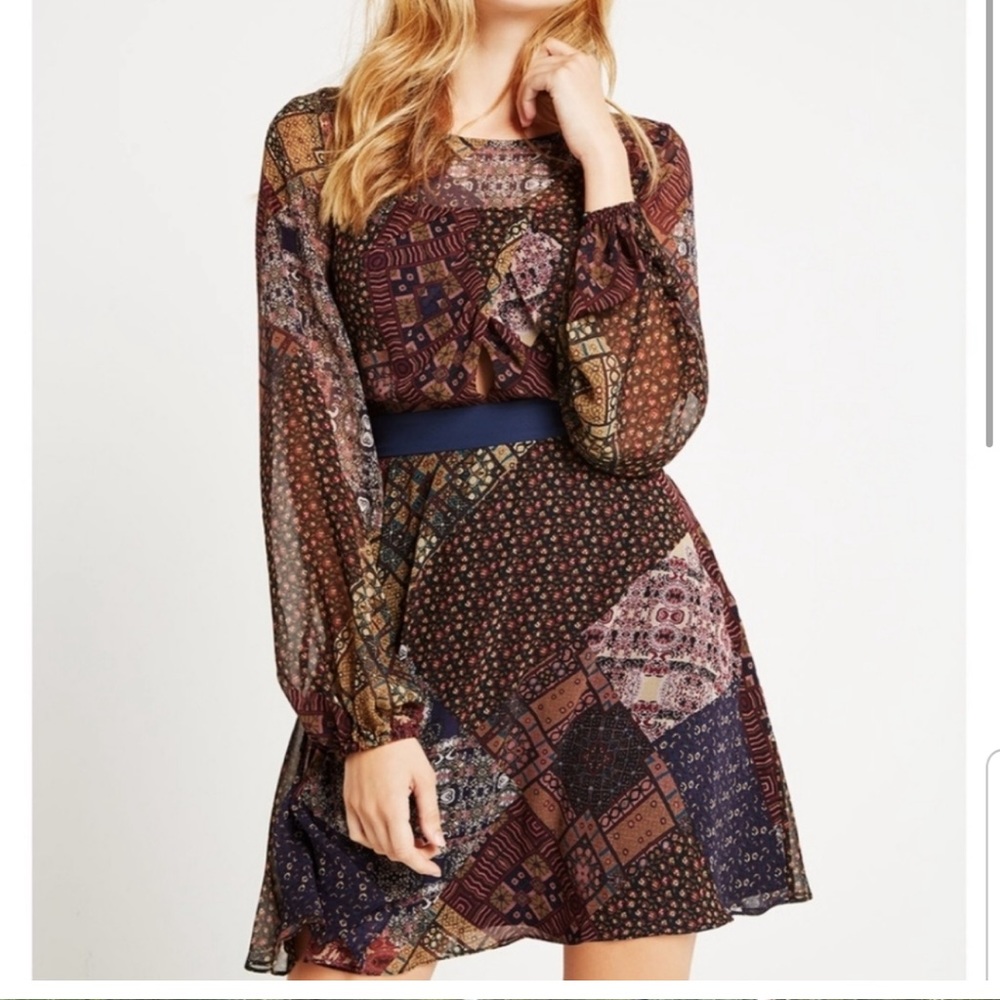 BCBGeneration Sheer Patchwork Peasant BoHo Dress Size Medium - Picture 10 of 10